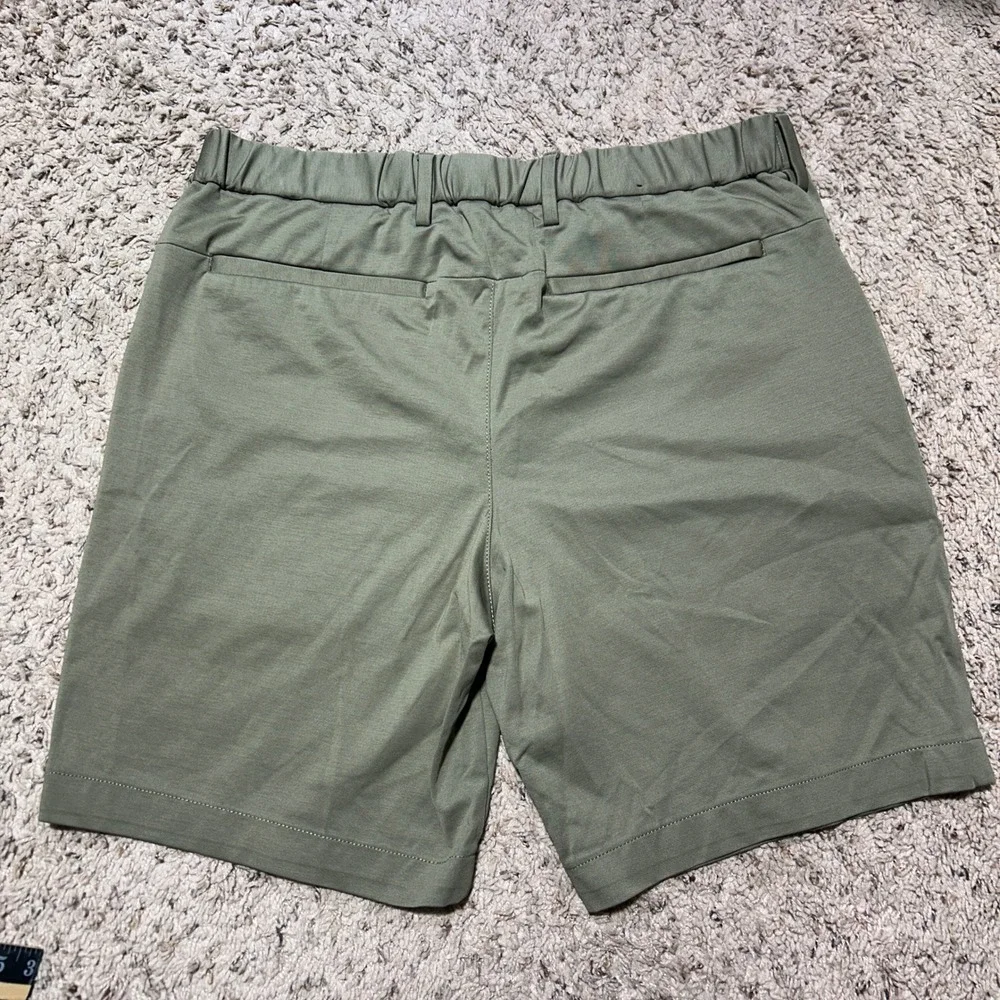 Banana‎ Republic Luxe City Shorts 33 Olive Green Stretch Tech Drawstring Pockets